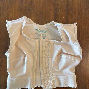 Marena Recovery Adjustable Vest with & Hook & Eye Compression Garment Beige XS